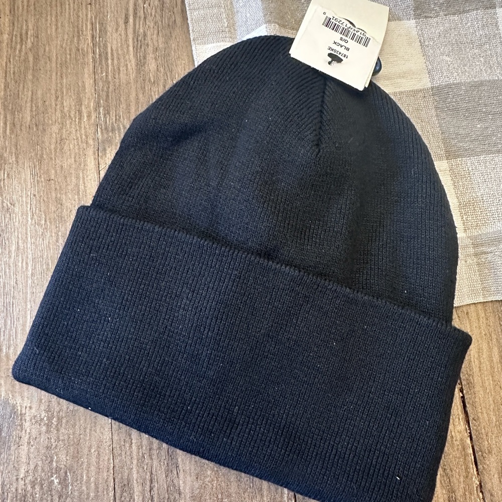 UGG Unisex Black Beanie NWT - Picture 3 of 3